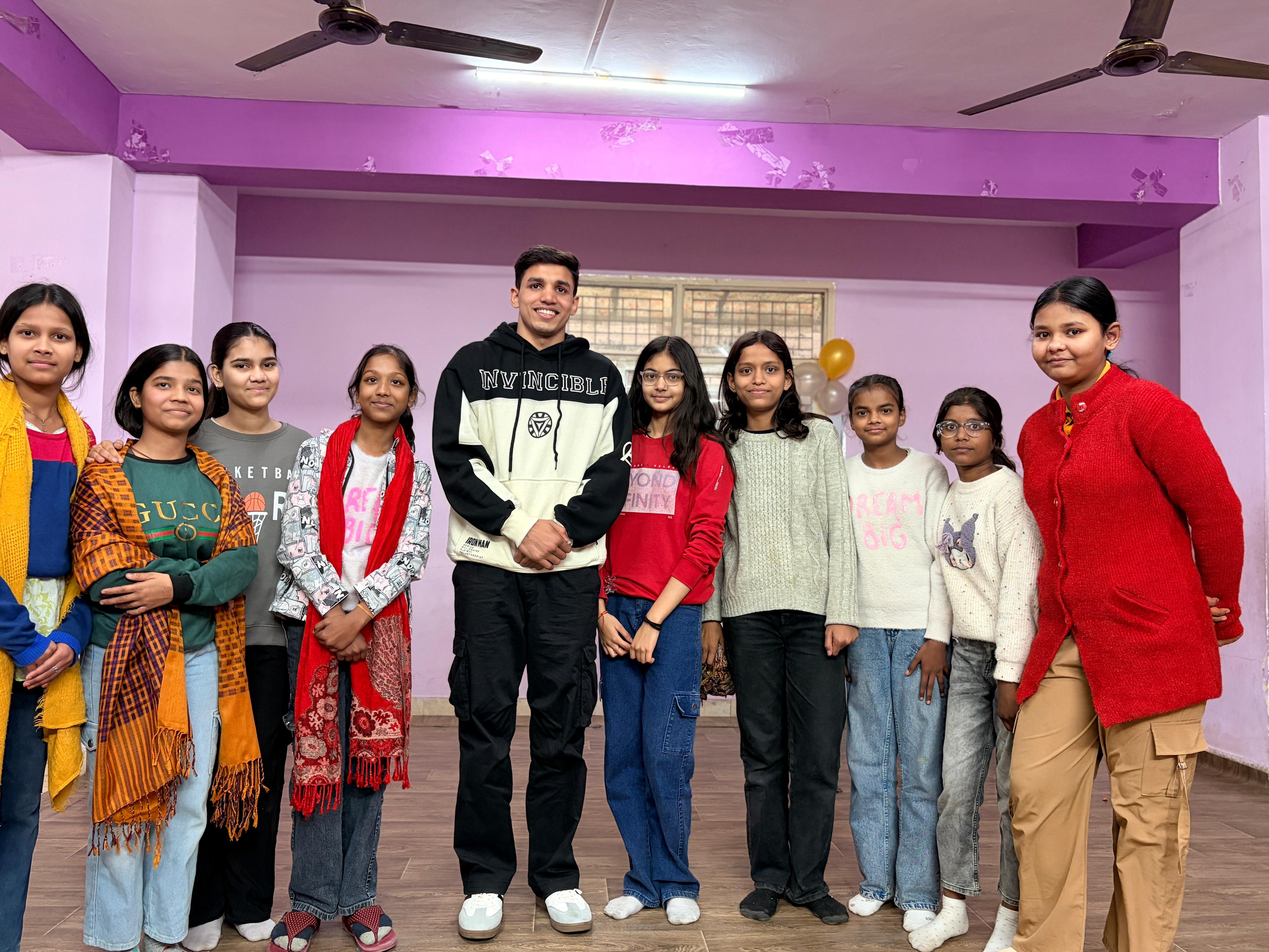 Roy's Coaching Classes Delhi — Student Faculty Together